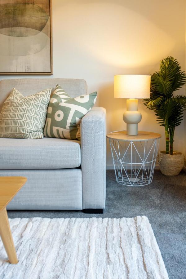 شقة Urban Park Escape 2 Bed 2 Bath W/Carpark كريستتشيرش المظهر الخارجي الصورة