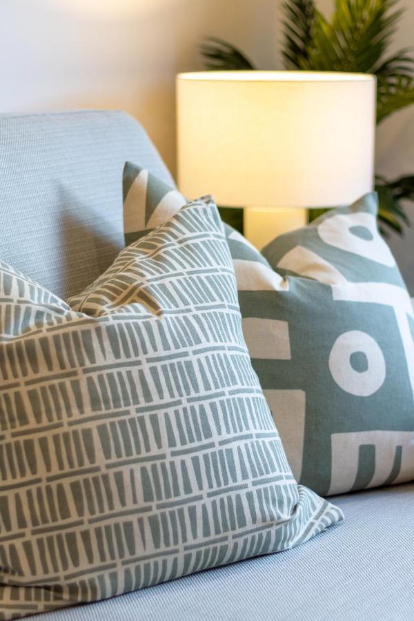 شقة Urban Park Escape 2 Bed 2 Bath W/Carpark كريستتشيرش المظهر الخارجي الصورة